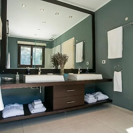 Terra E Mare Seaview With Private Pool & Access *