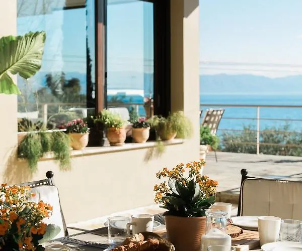 Terra E Mare Seaview With Private Pool & Access Villa Mpenitses