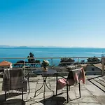 Terra E Mare Seaview With Private Pool & Access Benitses (Corfu)